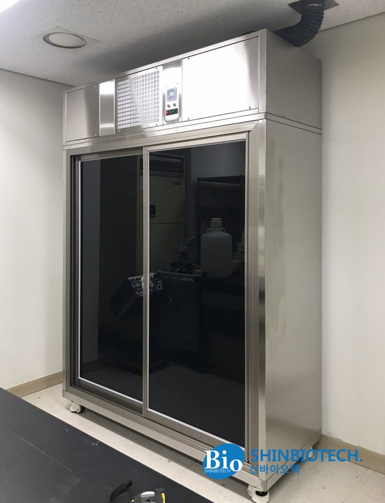 CLEAN ANIMAL RACK \