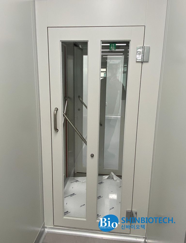 AIR SHOWER 
